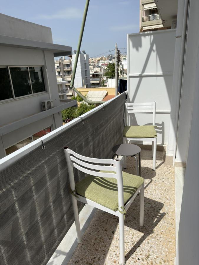 Ferienwohnung Καλαισθητο Διαμερισμα Διπλα Στο Μετρο Athen Exterior foto