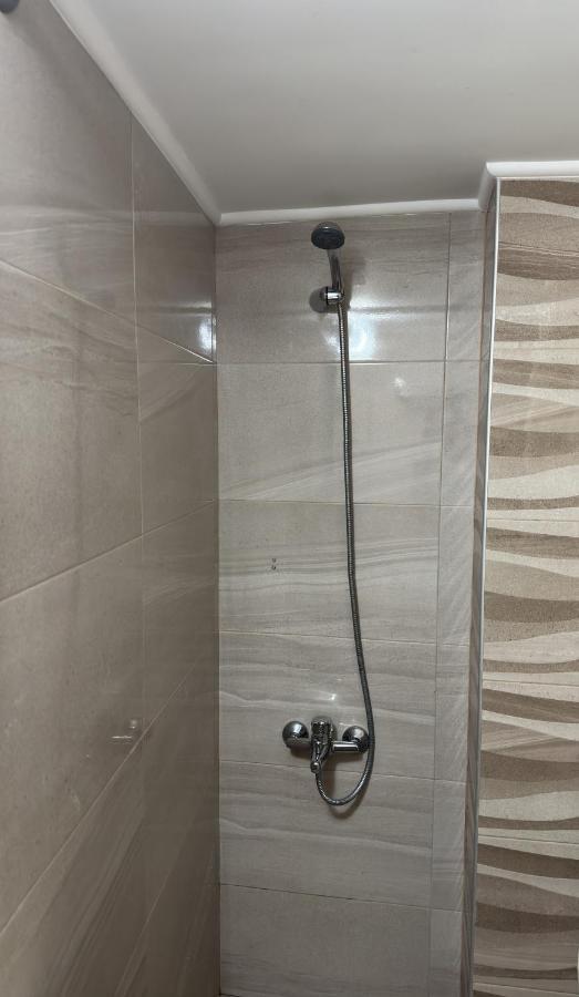 Ferienwohnung Καλαισθητο Διαμερισμα Διπλα Στο Μετρο Athen Exterior foto